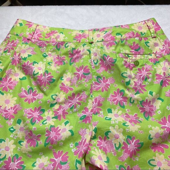 Lilly Pulitzer Floral And Rhino Print Capris Size 10 - Picture 9 of 10